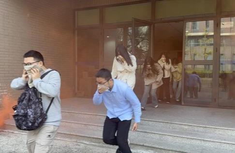 f0f73603-a0d2-46bf-8a11-31027a4f5adb_d.jpg f0f73603-a0d2-46bf-8a11-31027a4f5adb_d.jpg